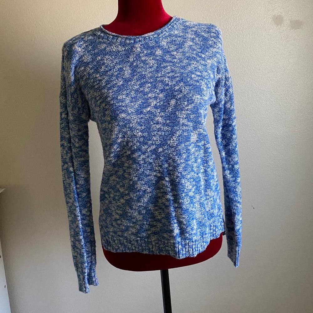 Old navy sweater